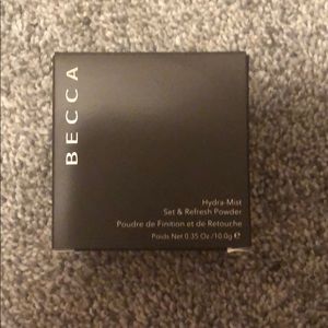 Becca Hydra-Mist Set and Refresh Powder